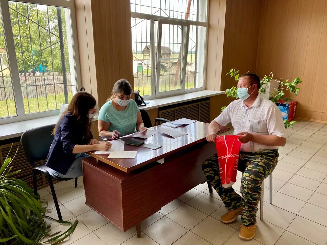 Биржа труда ленинский. Биржа труда ленинский. Ленинск кузнецкий биржа. Биржа труда ленинский. Служба занятости ленинского района.