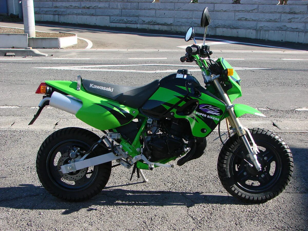 Kawasaki ksr 50. Кавасаки кср. Обзор кавасаки кср-2. Кавасаки кср. Kawasaki ksr110 pro.