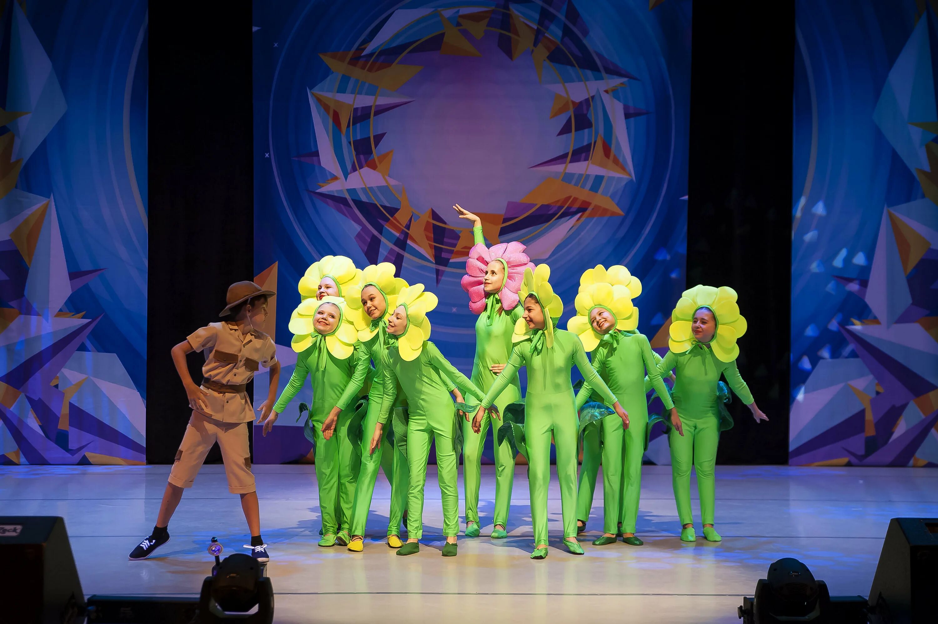 студия оригинального жанра