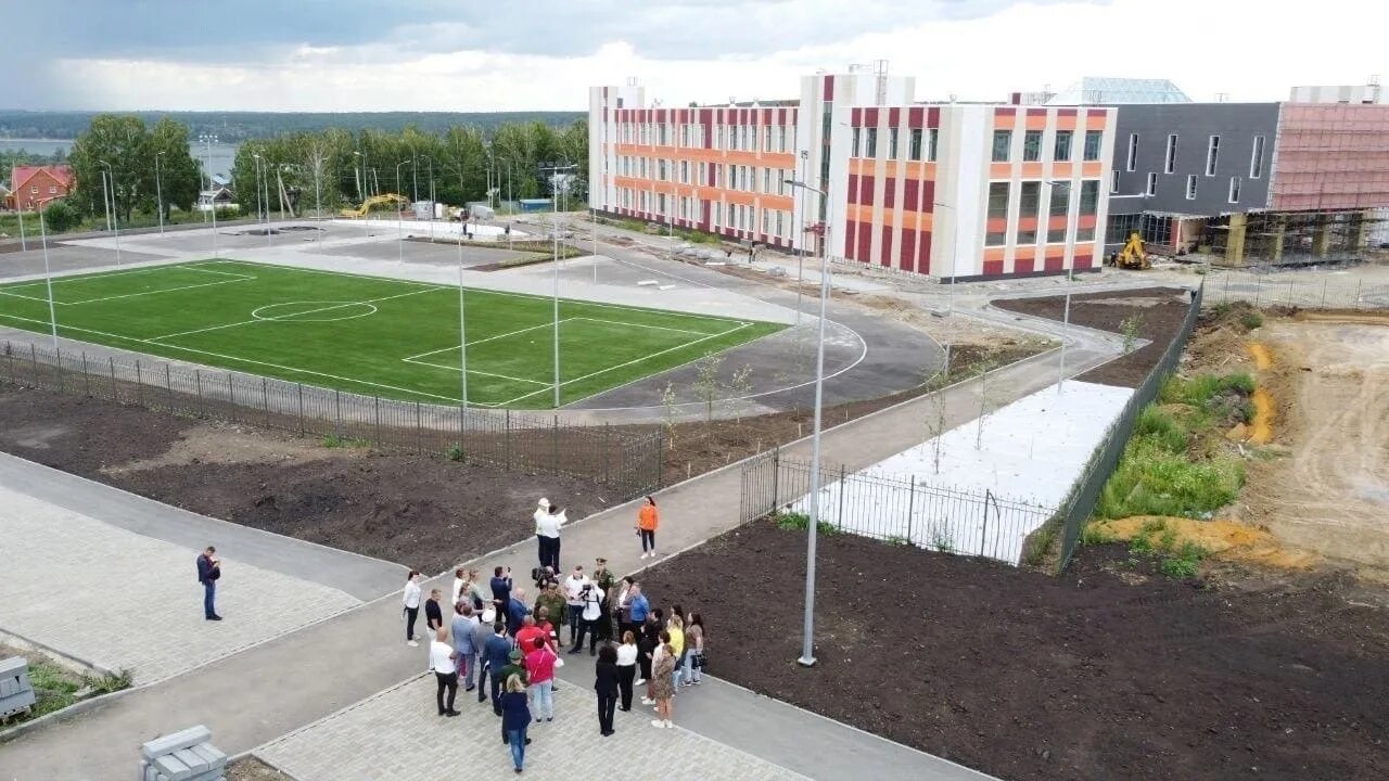 Школа в военном городке. Школа в военном Городке Юрга. Город Юрга школа в военном Городке. Юрга новая школа в военном Городке. Город Юрга новая школа в военном Городке.