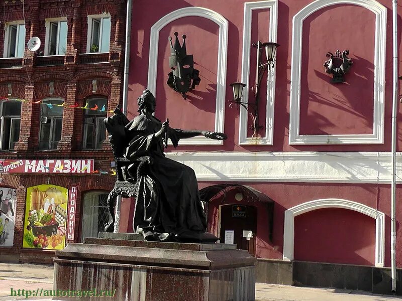 Вышний волочек театр афиша. Драматический театр вышний волочек. вышневолоцкий областной драматический театр. драмтеатр в вышнем волочке. театр и музей вышний волочек.