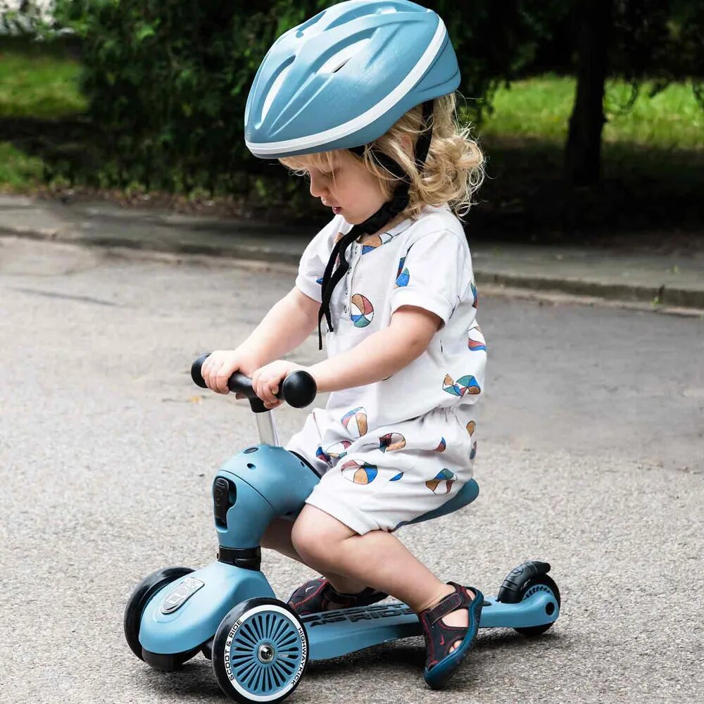 Правильный беговел. Самокат Scoot Ride детский. Беговелы Scoot & Ride. Детский трехколесный самокат с сиденьем Scoot & Ride HIGHWAYKICK 1 Seat. Беговел Scooter and Ride.