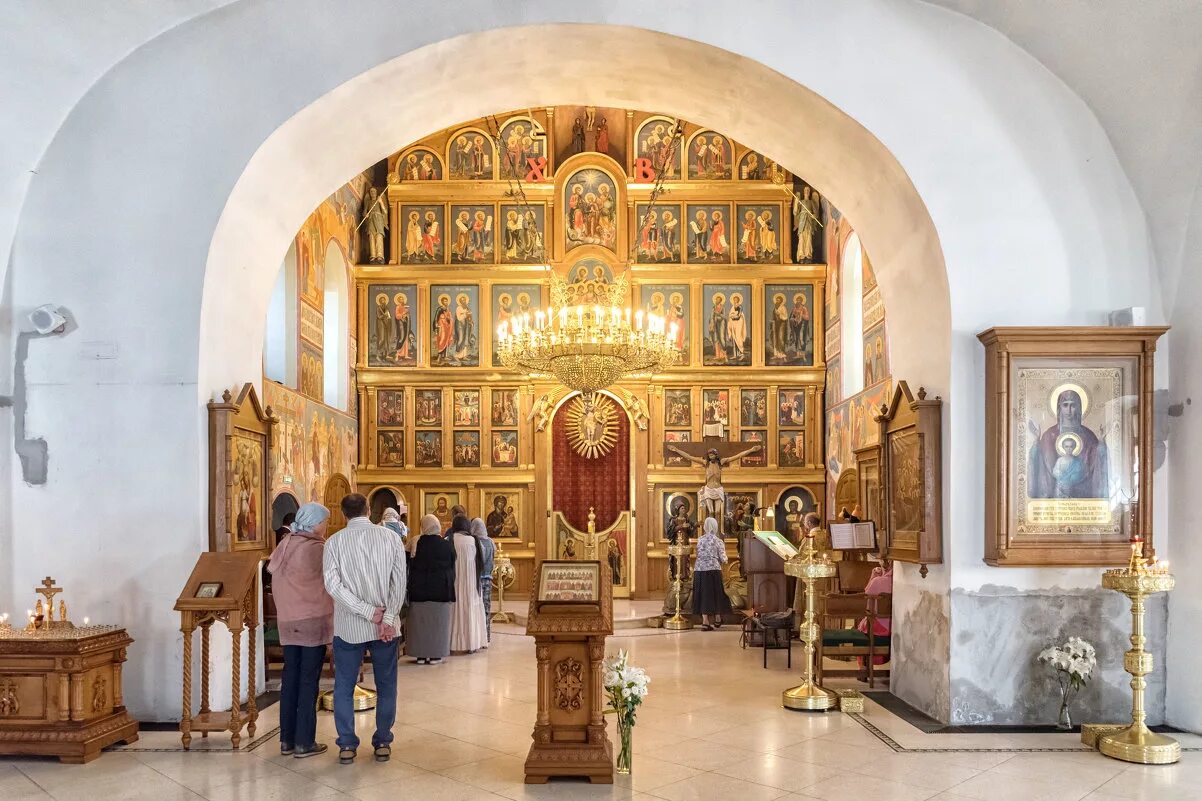 храм софии премудрости божией на софийской набережной. храм софии премудрости божией в москве. молитва софии премудрости божией. храм софии в средних садовниках. софийский собор в вологде 16 век.