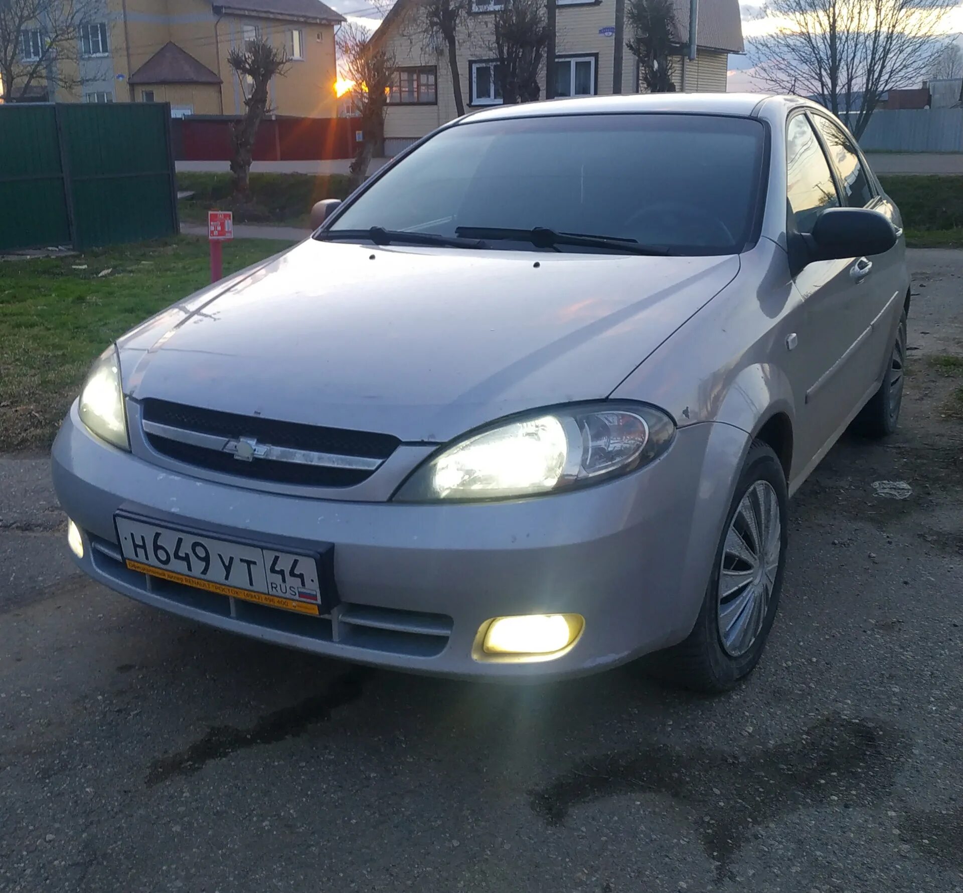 Chevrolet lacetti лампа ближнего света. лампа ,kb;y шевроле лачетти. лампочка ближнего света на шевроле лачетти 2008. лампа ближнего света шевроле лачетти седан 2008. лампа подсветки номера авео т300.