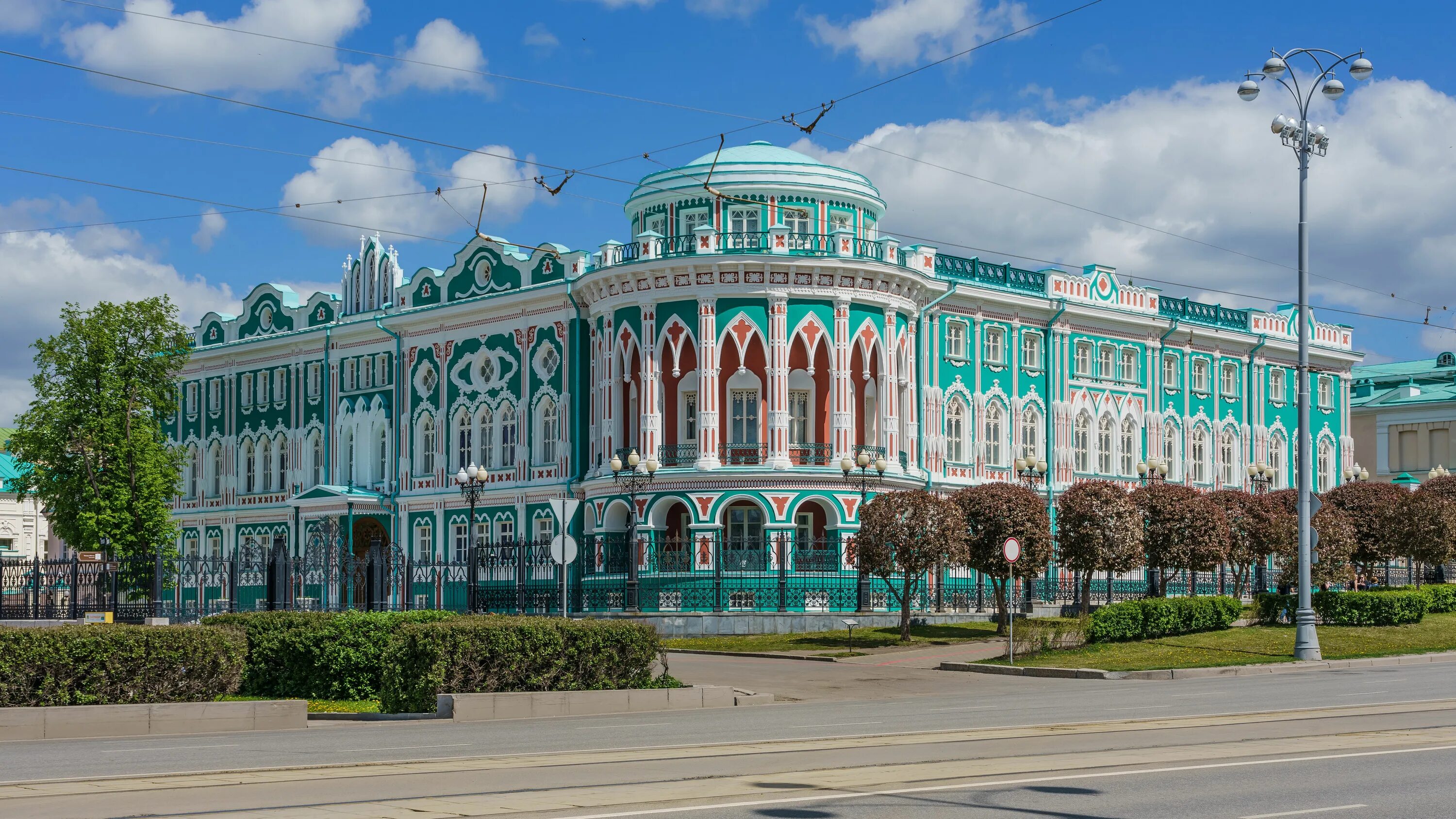 Памятник или историческое здание екатеринбурга