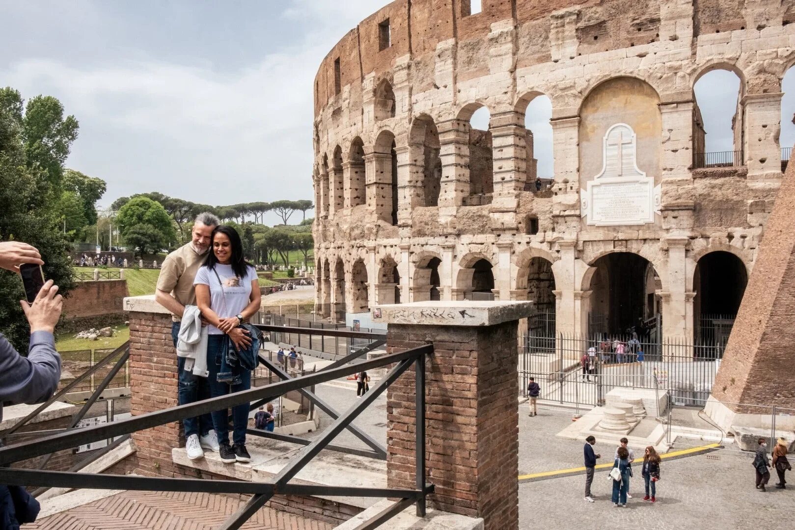 Амфитеатр Флавиев в Риме (Колизей).. Рим сейчас. Рим сейчас 2022. Фотосессия в Риме. Древний рим сейчас