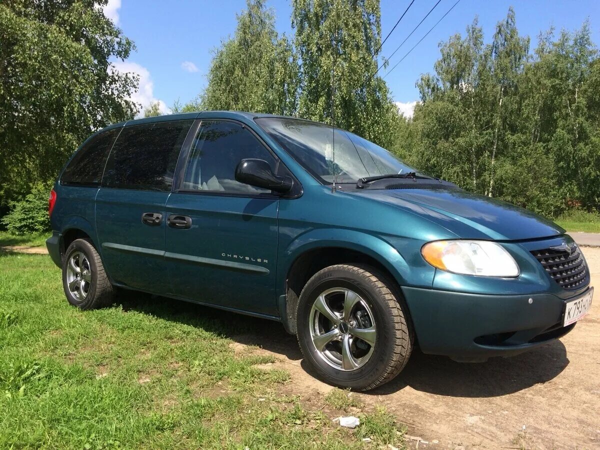 Dodge Caravan 2001. Додж Караван 2001. Dodge Caravan 2002 2.4. Chrysler Voyager 2001 года.