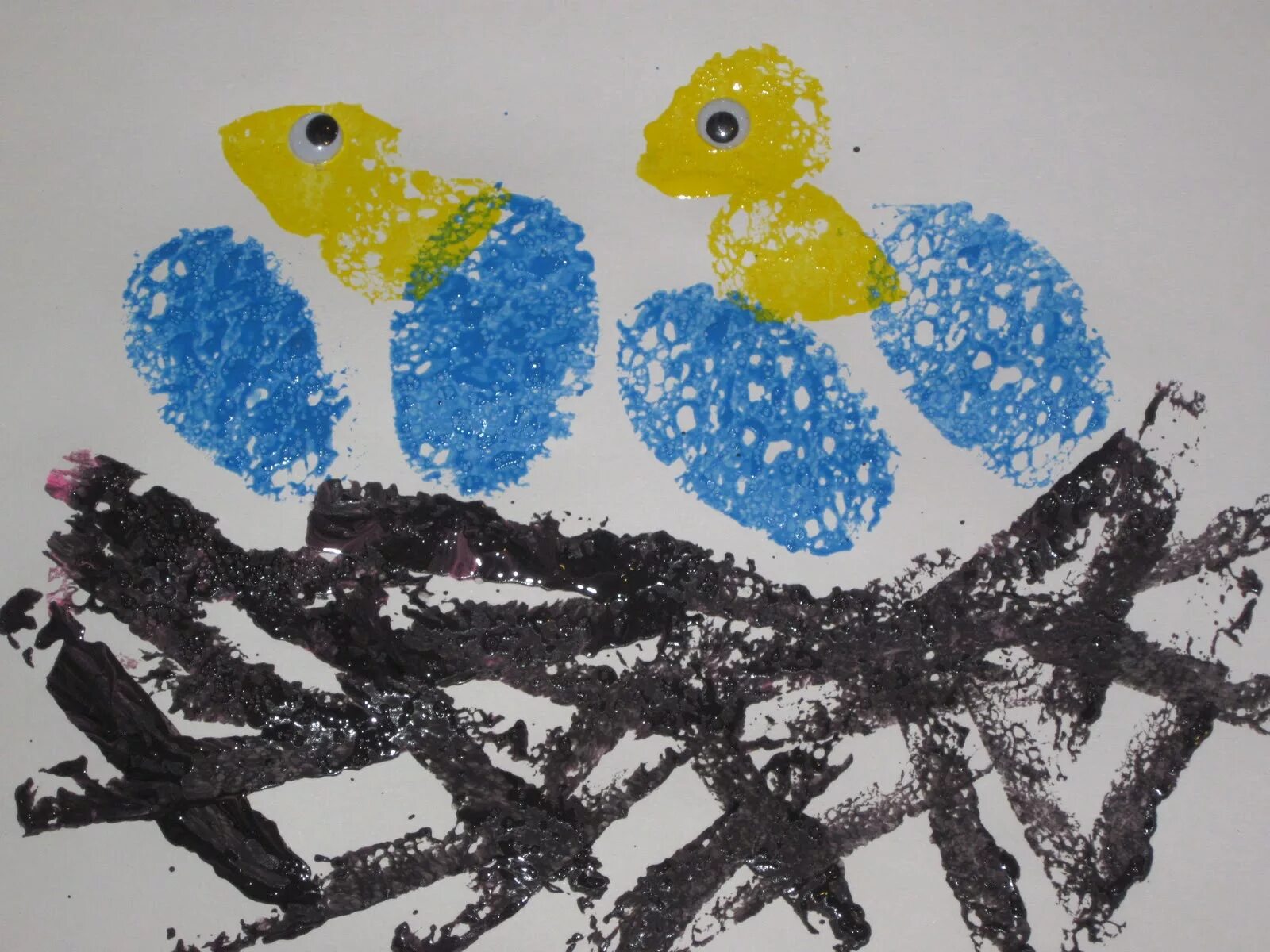 День воробья в детском саду младшая группа. Нетрадиционная аппликация. Нетрадиционное рисование птицы. Нетрадицование рисование птицы. Рисование в средней группе.