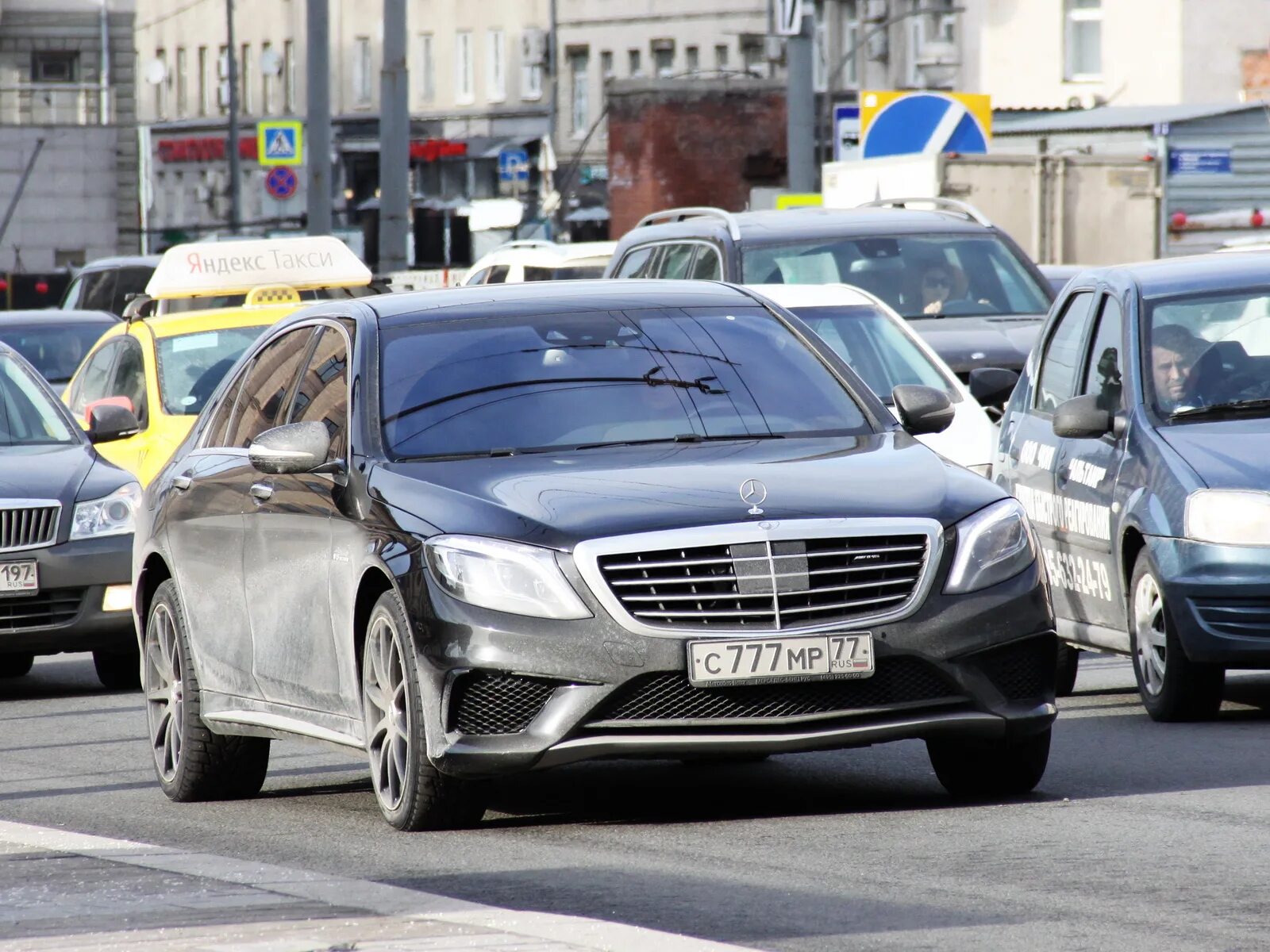 А001мр777. Mercedes s class 777 77. Х777ве177 Мерседес. А777мр77. Номера москвы 777