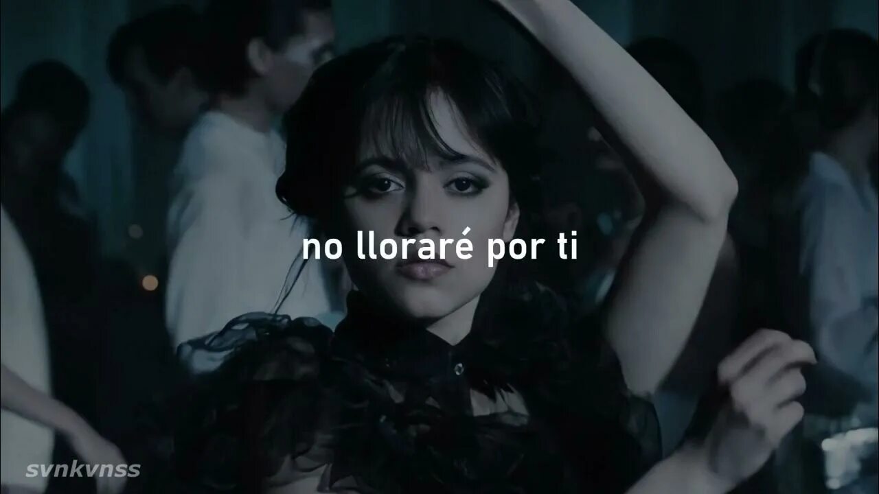 Песня bloody mary remix. Песня bloody mary remix. Леди гага мга. Танец bloody mary. Уэнсдей ортега.