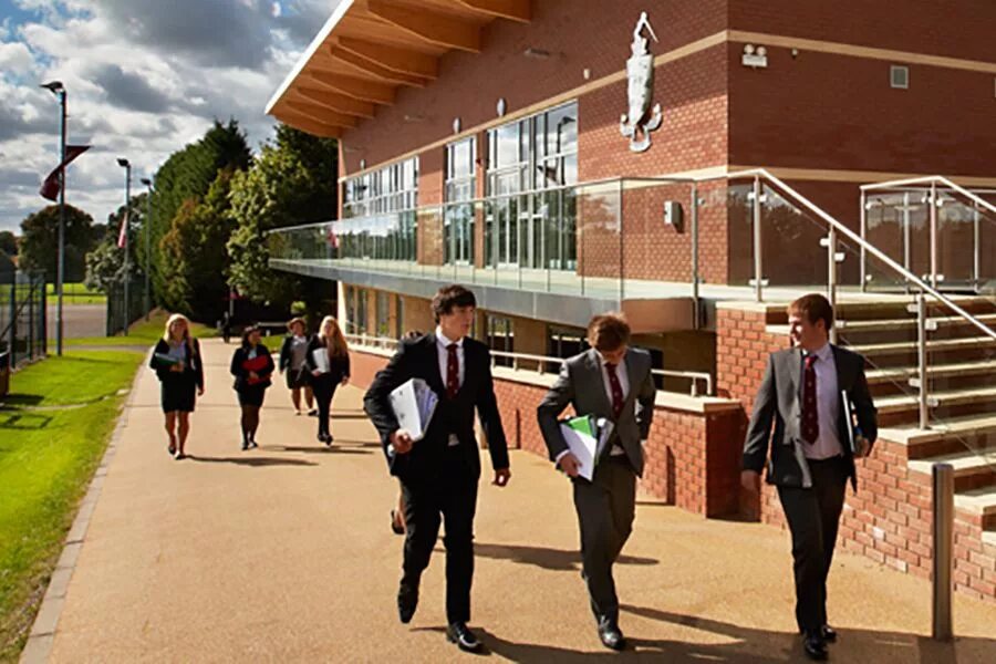 Michael school. Начальная школа в канаде. bromsgrove school. saint michaels university school. bromsgrove international school thailand.