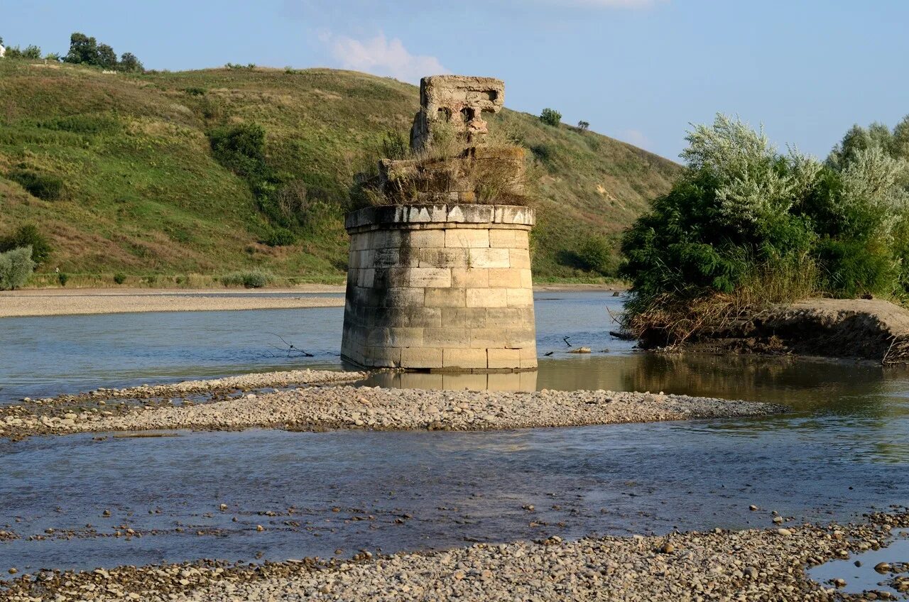 крепость окоп