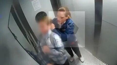 Избил ребенка в лифте