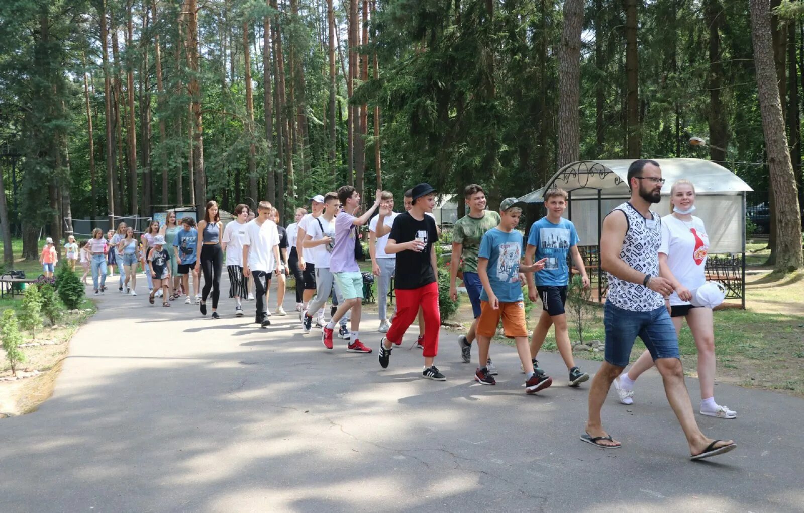 Третья смена в лагере. Дол салют Смоленск. Лагерь салют Смоленск. Лагерь салют Рубцовск. Лагерь салют Гайва.