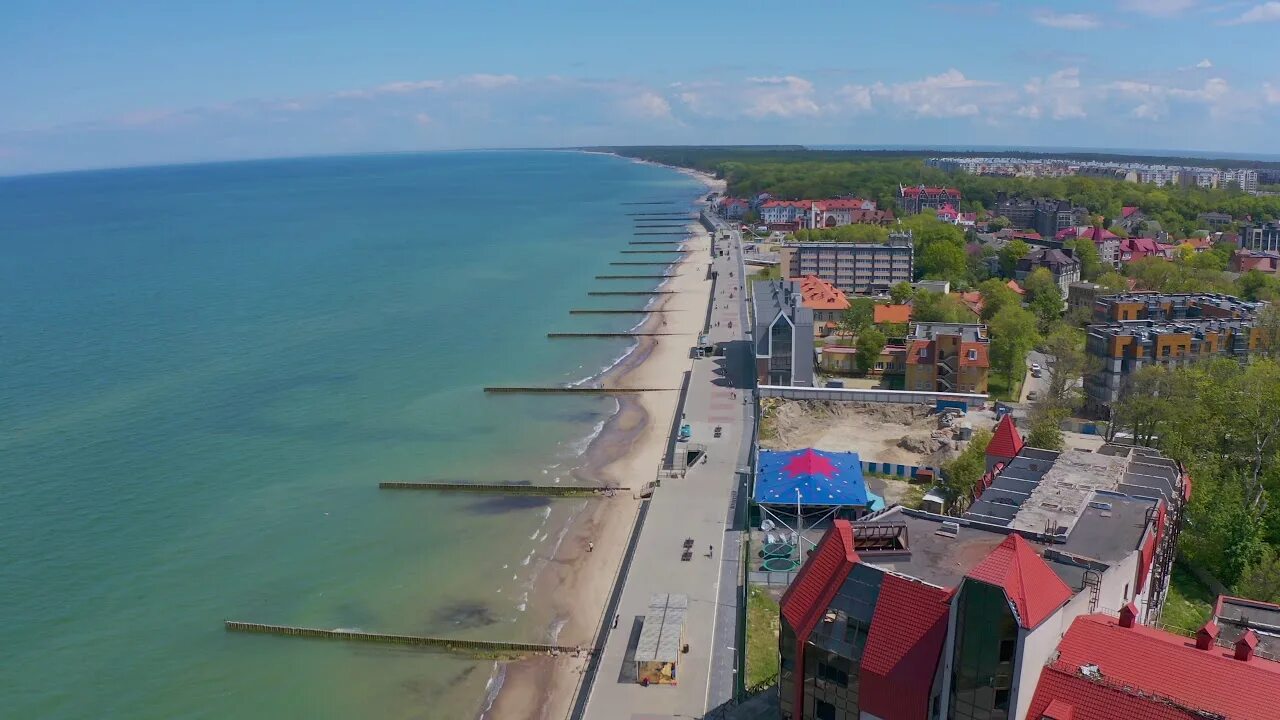 Променад в Зеленоградске Калининградской. Зеленоградск 2022. Набережная Зеленоградска Калининградской. Зелено Калининградская область Зеленоградск. Веб камера зеленоградск калининград