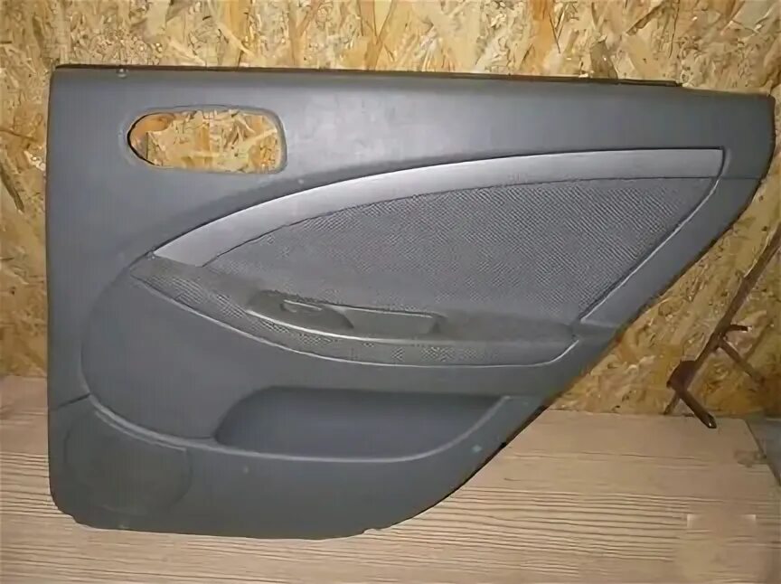 Дверь шевроле лачетти хэтчбек. Обшивку шевроле лачетти шевроле лачетти универсал. Обшивку шевроле лачетти шевроле лачетти универсал. Запчасть дверная обшивка шевроле лачетти. Обшивка двери лачетти хэтчбек.