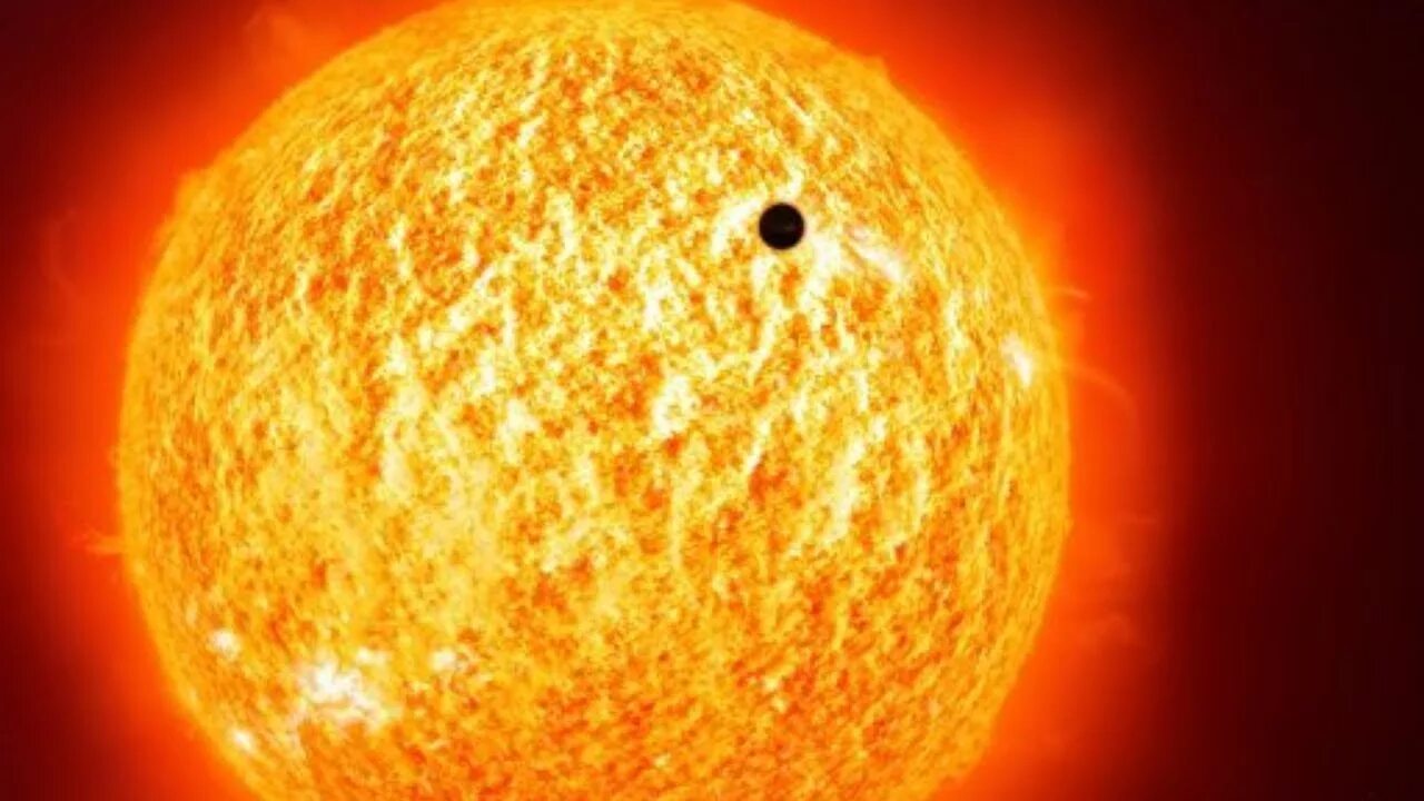 Планета Меркурий и солнце. Меркурий вблизи солнца. Солнце вблизи. Поверхность солнца.