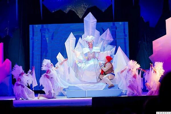 галёрка театр омск снежная королева. снежная королева спектакль 2000. снежная королева спектакль 2015. снежная королева спектакль 2022. снежная королева драмтеатр.