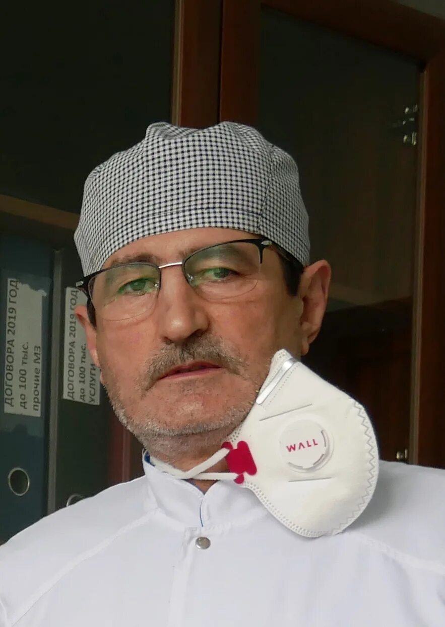 Дагестанский врач. Дагестанский врач. Дагестанский врач. Дагестанский врач. Заслуженый врач дагестана алигаджиев шахбан садыкович.