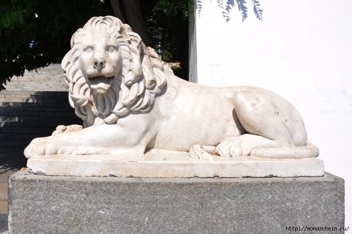 севастопольские львы. львы на графской пристани в севастополе. графская пристань львы stl. севастополь львы. скульптуры на графской пристани севастополь.