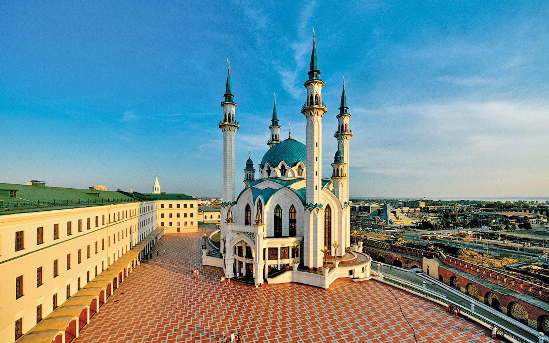 Татарская область. Мечеть кул-Шариф (г. Казань). Казанский Кремль Татарстан. Кремль кул Шариф. Мечети Казани в Казанском Кремле.