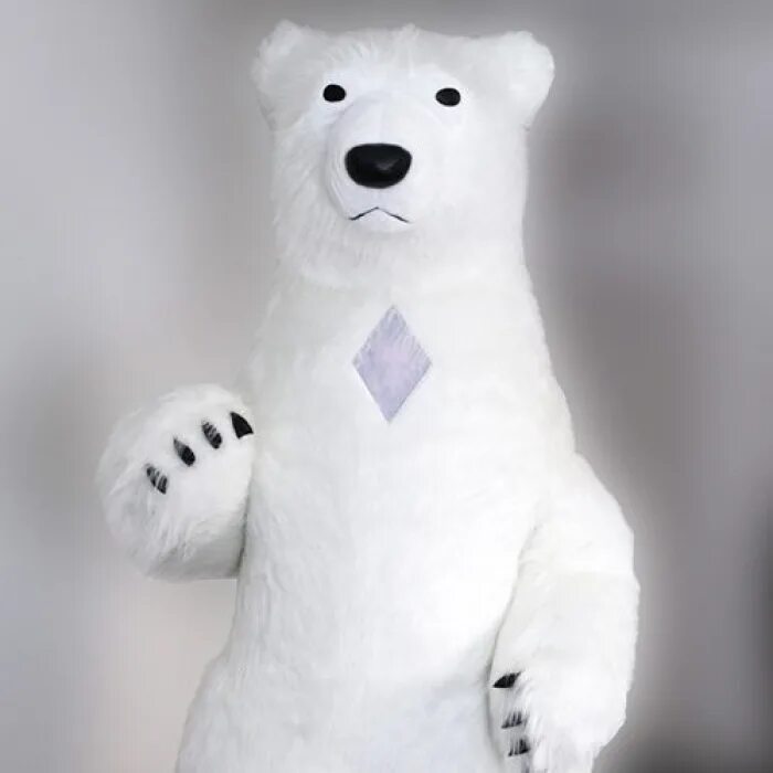 Мыло белый медведь. Белый медведь в заполярье. Форма белый медведь. Полярный медведь на задних лапах. Форма белый медведь.