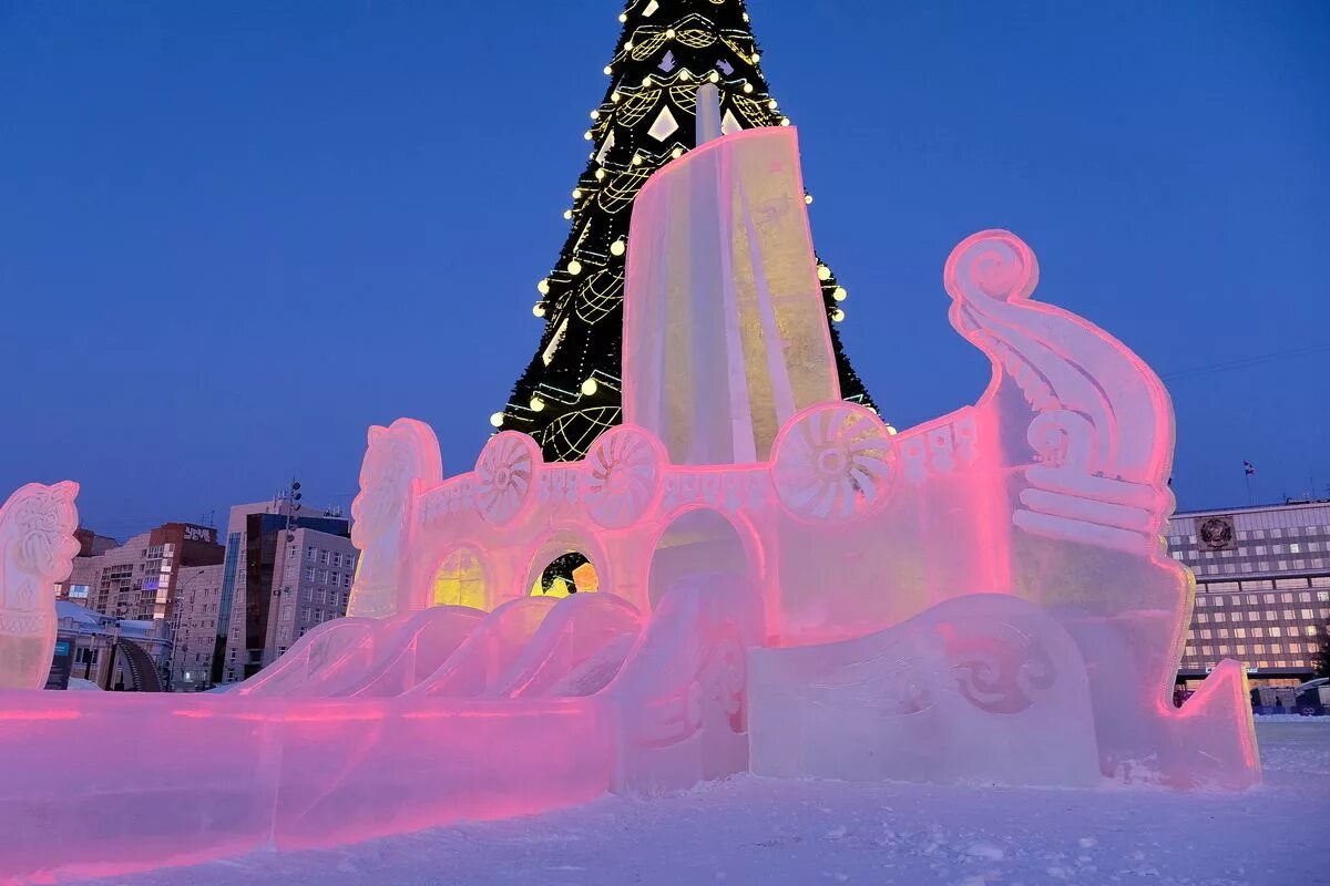 Ледовый городок Пермь 2022. Ледовый город Эспланада. Ледяной городок Пермь. Ледовый городок Пермь 2017. Айс пермь