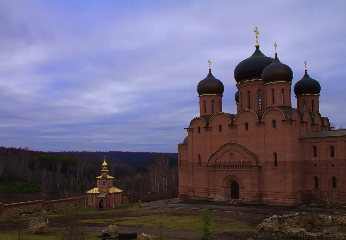 Свято георгиевский монастырь кустики. Успенский Свято-Георгиевский монастырь святые кустики. Свято-Георгиевский монастырь Уфа Успенский. Успенский Свято-Георгиевский мужской монастырь святые кустики Уфа. Свято Успенский Георгиевский монастырь мужской Башкортостан.