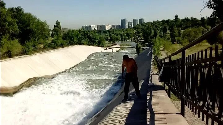 Алма-Ата озеро Сайран. Озеро Сайран в Алматы. Водохранилище Сайран. Проект реконструкции водохранилища Сайран Алматы.