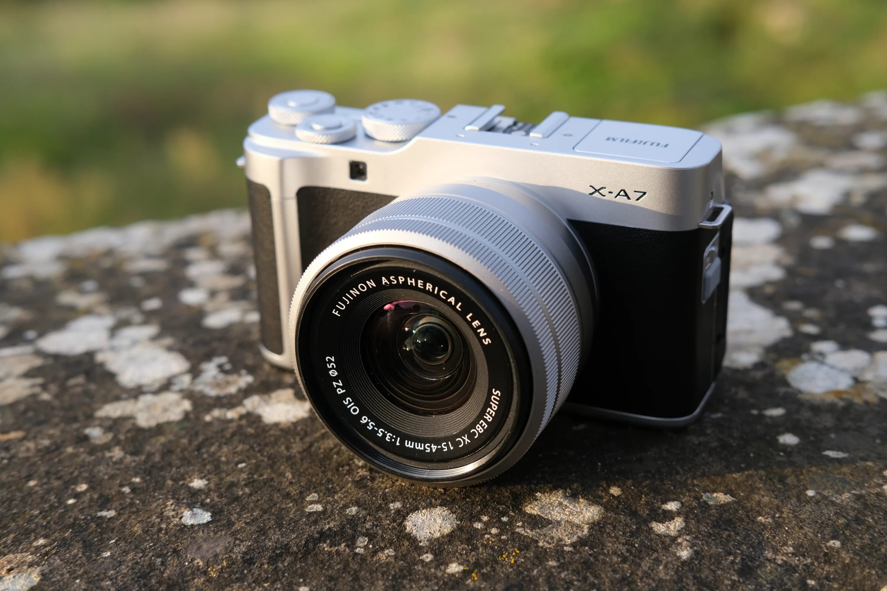 Olympus pen e-pl6 крышка люка. Nikon d3000 kit. Olympus pen e-pl6. Полупрофессиональный фотоаппарат sony. Фотоаппарат до 20000.