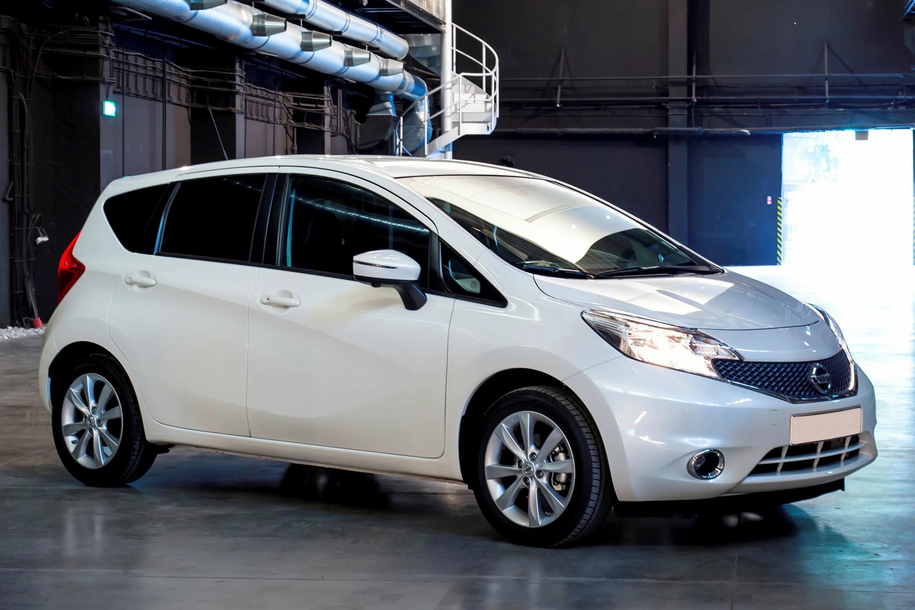 Ниссан нот 4. Nissan Note 2013. Ниссан ноут е12. Ниссан ноут 2013. Nissan Note 1.2.