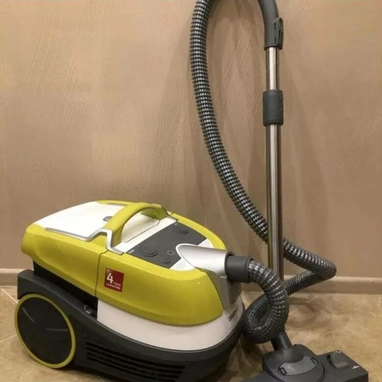 Лучший пылесос с аквафильтром для дома. Zelmer aquawelt 1600w комплектация. моющий пылесос zelmer 1600w. zelmer пылесос с аквафильтром. пылесос моющий zelmer aquawelt super zvc762zkru.