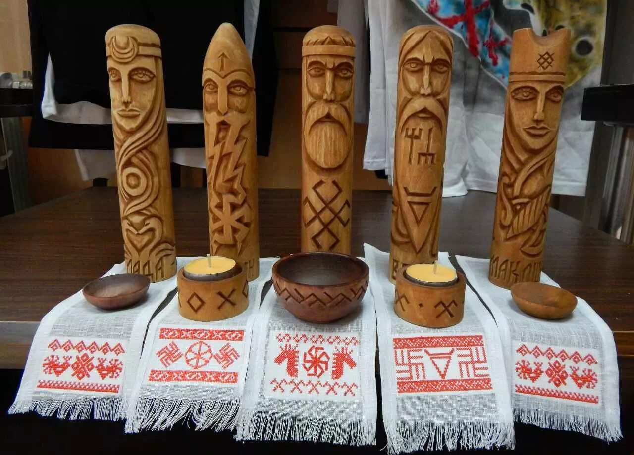 художник александр солодкин. еще с языческих времен обильное угощение символ. алтарь на ламмас. мабон праздник. еще с языческих времен обильное угощение символ.