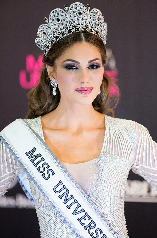 Сайт miss miss. Мисс Вселенная Габриэла Ислер. Габриэла Ислер 2013. Мисс Вселенная Венесуэла. Miss Universe 2013.