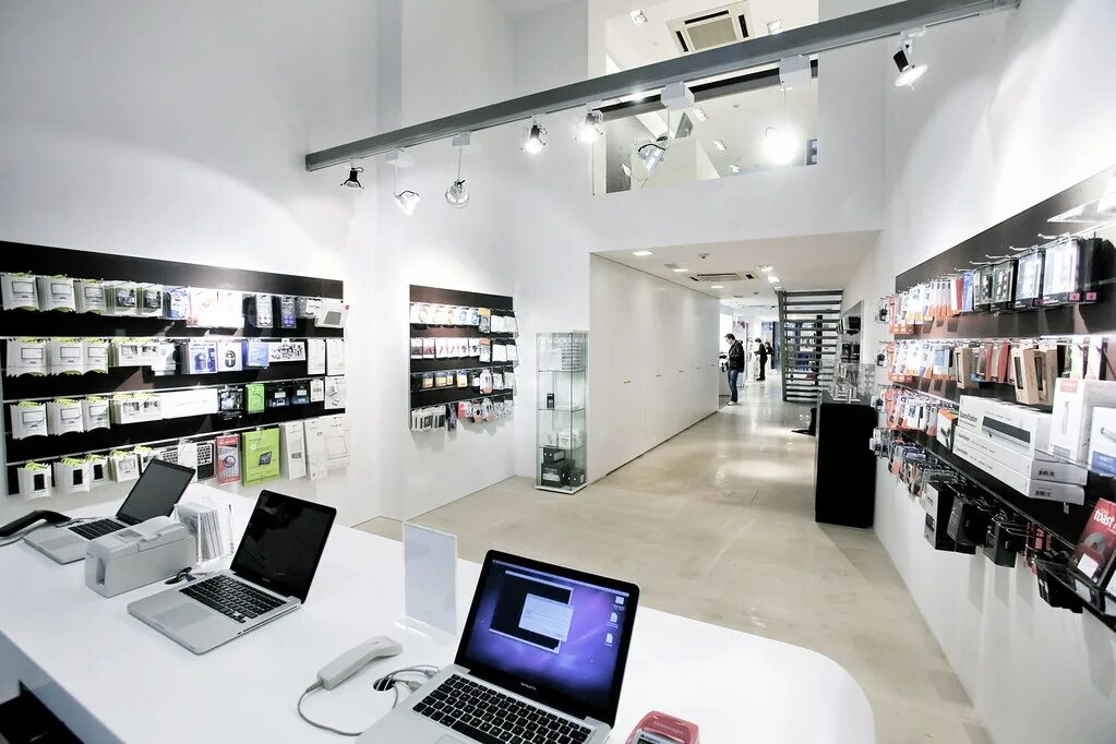 D1 milano. дизайн магазина одежды. Drugstore вывеска. Karaca магазин. Store71.