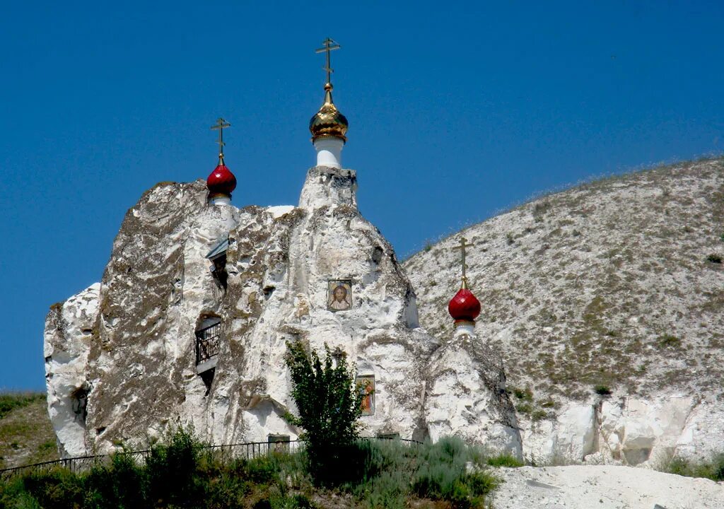 костомарово ступинский район. костомарово монастырь нижний храм новгород. костомарово чехов. костомарово дивногорье. костомарово воронежская область.