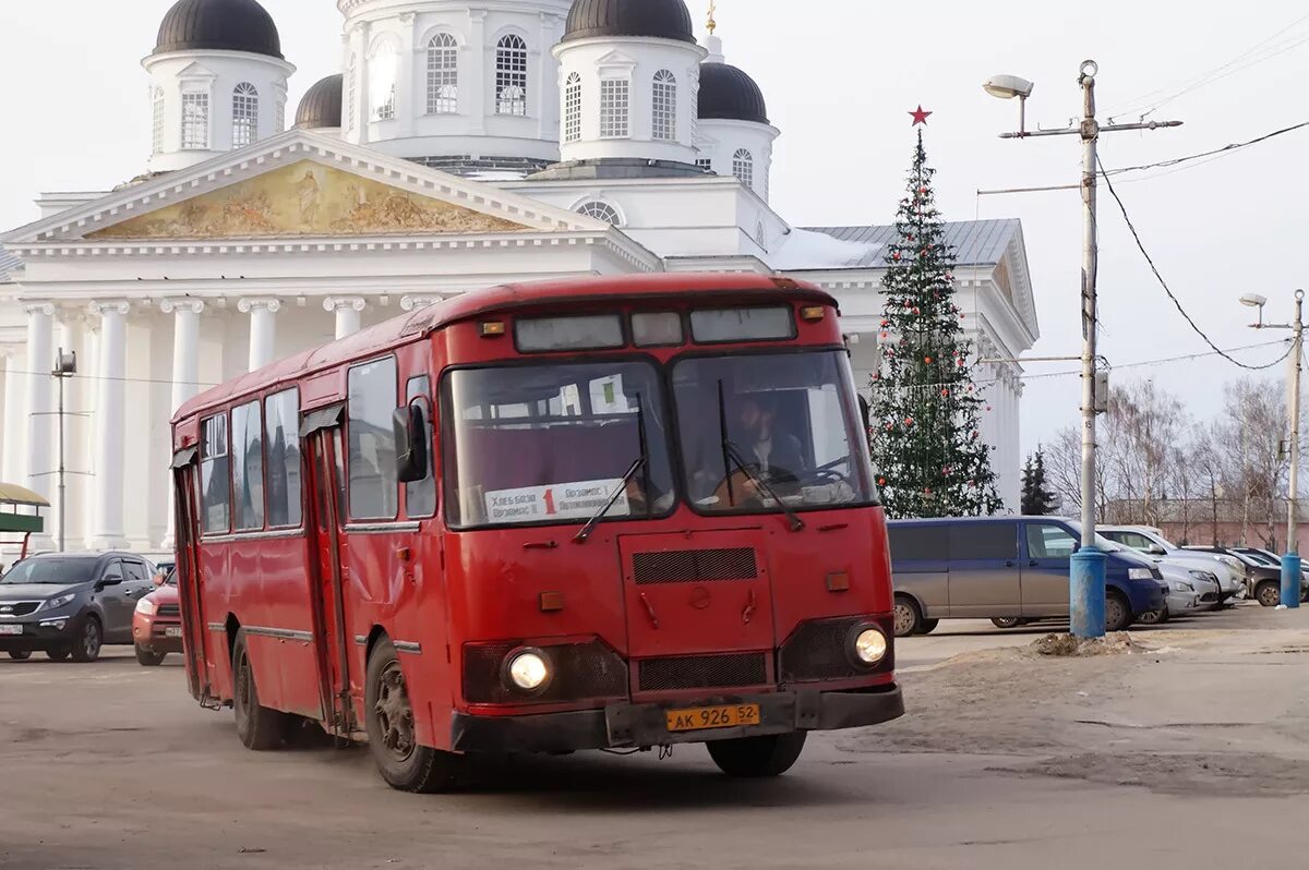 16 маршрутка нижний новгород. Город Арзамас ЛИАЗ 677. ЛИАЗ-677 автобус в Арзамасе. ЛИАЗ Арзамас. ЛИАЗ 677 Нижний Новгород.