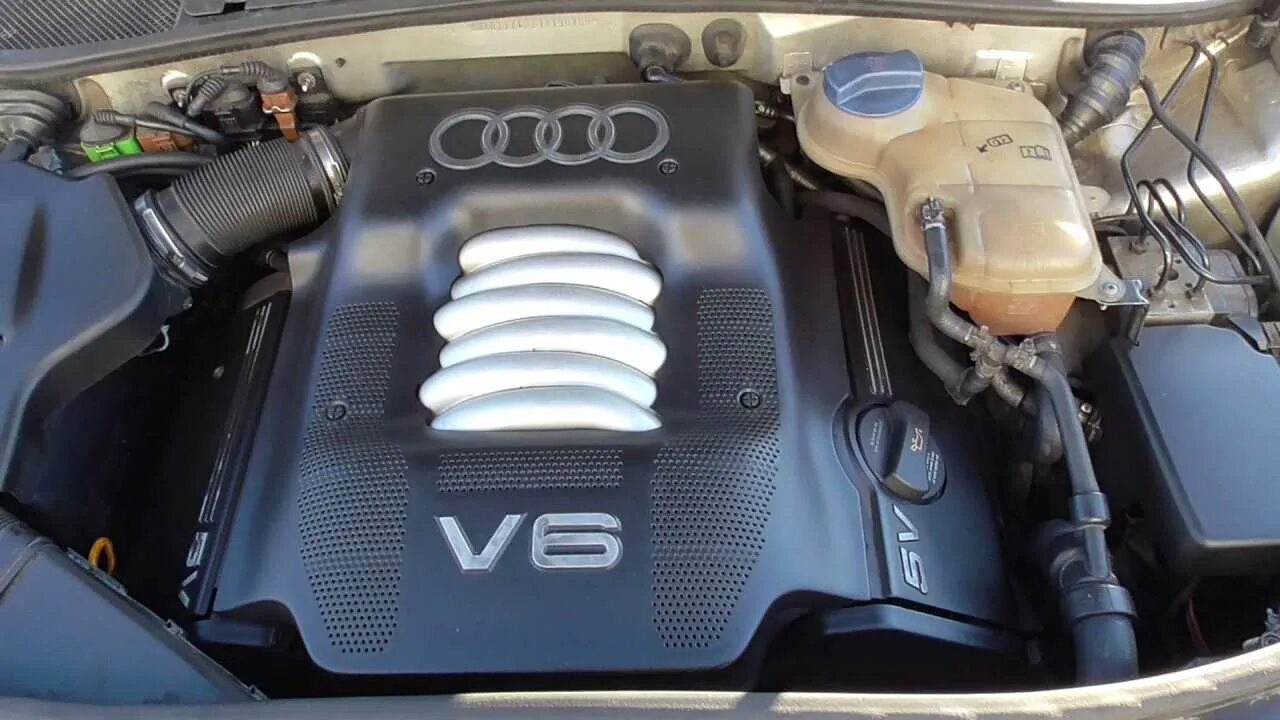 Показать двигатель ауди. Audi 2.8 v6. двигатель ауди а6 с5 2.4 бензин. ауди а 6 с5 мотор 2.4. ауди а6 двигатель 2.8.