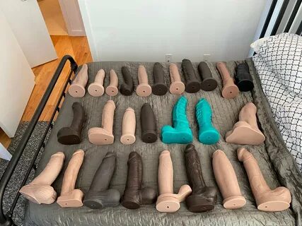 A Picture Collection Of Dildo And Fingerloving Sluts.