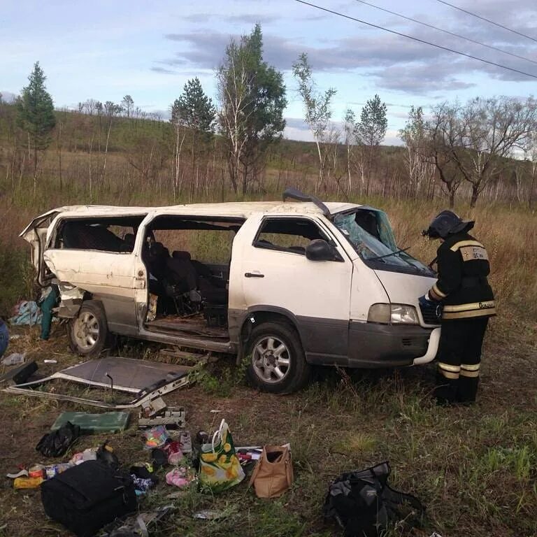 Чп в амурской области сегодня. ДТП В Амурской области на трассе Благовещенск Свободный. ДТП В Амурской области на Федеральной трассе. Авария на трассе Благовещенск Свободный. ДТП Березовка Амурская область.