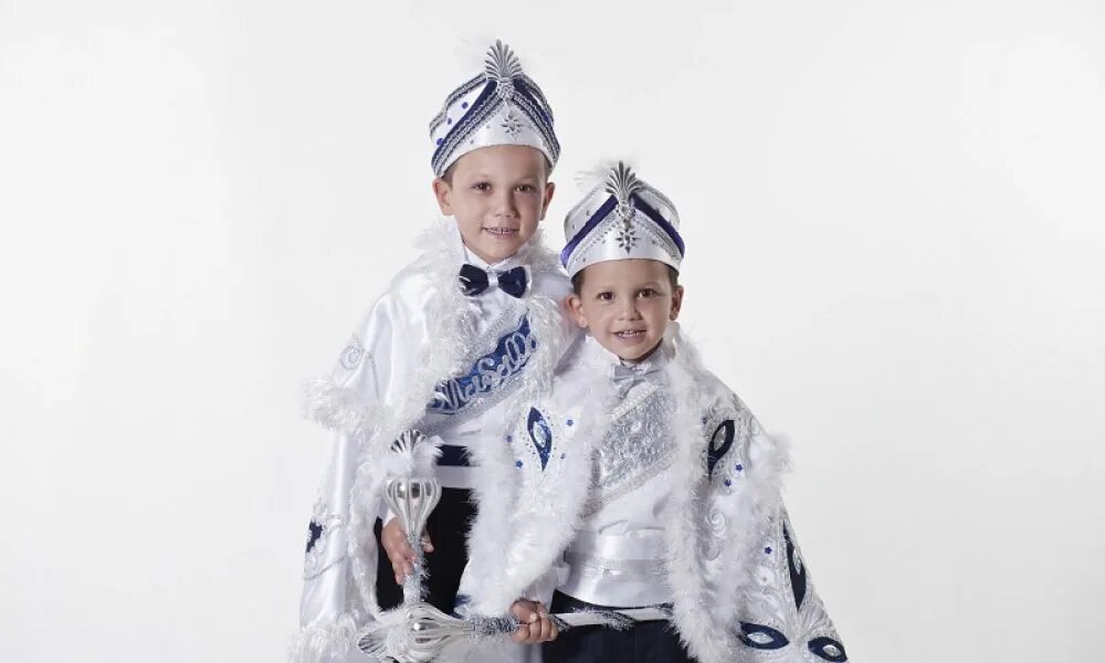 Обряд обрезания в османской империи. Свадьба обрезания. Праздник обрезания у азербайджанцев. Свадьба обрезания. Суннат тўй.