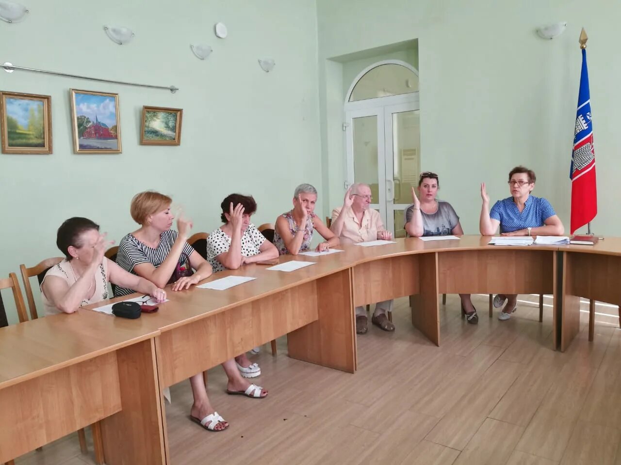 Родительский клуб. Тик 22. Кировская территориальная избирательная комиссия. Кировская территориальная избирательная комиссия. Клуб родительских встреч.