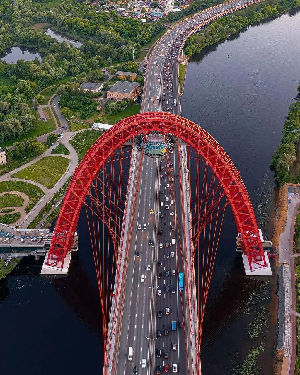 Красный мост строгино. Живописный мост фото. Вантовый мост в москве живописный. Живописный мост фото. Живописный мост в москве.