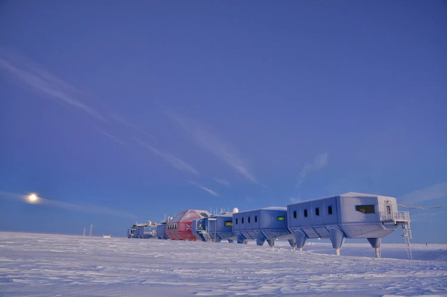 Российские антарктические станции. Станция Halley vi. Британская антарктическая станция Halley vi. Арктическая станция Halley. Станция Халли в Антарктиде.