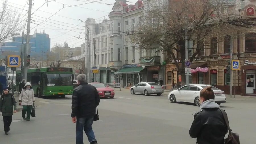 Пересечение чапаева. Перекрёсток улицы чапаева и краснознамённая. перекресток на чапаева. г челябинск. перекресток ул чапаева и ул. ленина.