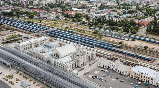 Станция брест. Брест ЖД вокзал. Железнодорожный вокзал Брест. Вокзал Брест-Центральный. Брест Беларусь вокзал.