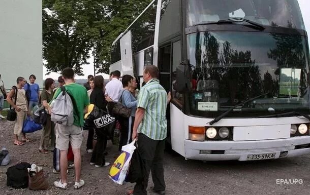 Китайский рынок автобусы. Перевозчик нелегал. Хтай базар автобус. Рынок автобусных перевозок игроки.