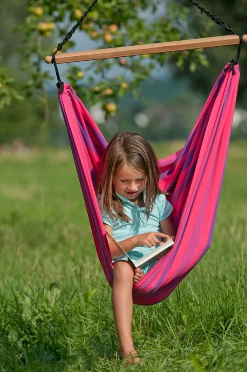 Качели деревянные. Детские дачные качели. Как сделать качели для детей. Детская качеля на дачу. Качели swing 2 tako.