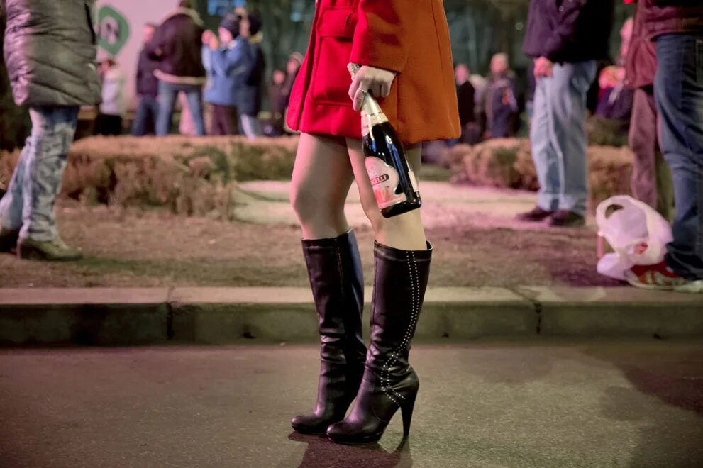 Фейерверк красная площадь новый год. Салют в разных странах. Ввс 2014 новогодний фейерверк. Самые грандиозные фейерверки в мире. +лучший новогодний салют в мире.