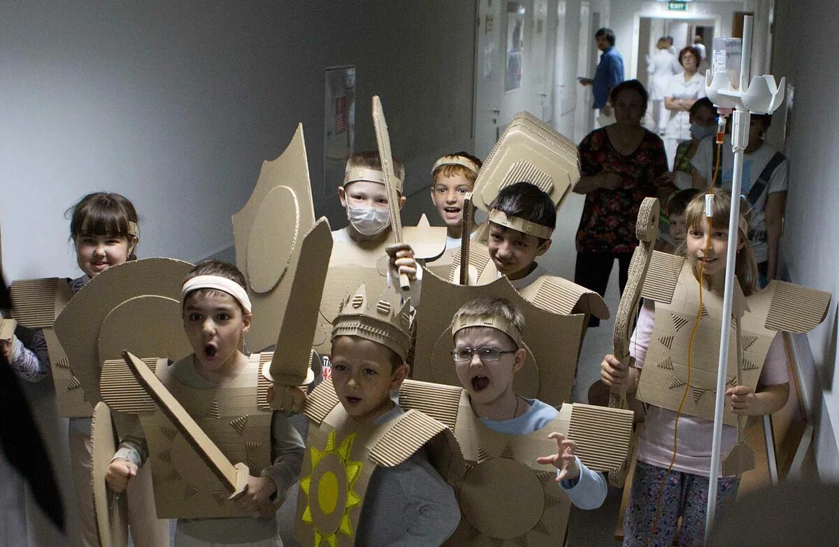 Подопечный 1. Подопечный 1. Директор дома престарелых в таганроге. Дети в кинотеатре. Проекты для волонтеров 2022.